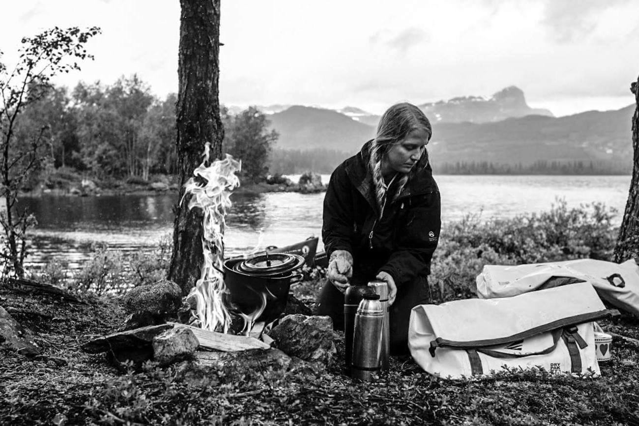 Guided Evening canoe tour / Beito Husky Tours